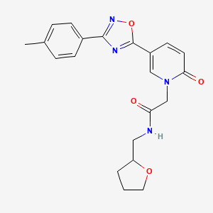 2-(2-oxo-5-(3-(p-tolyl)-1,2,4-oxadiazol-5-yl)pyridin-1(2H)-yl)-N-((tetrahydrofuran-2-yl)methyl)acetamide