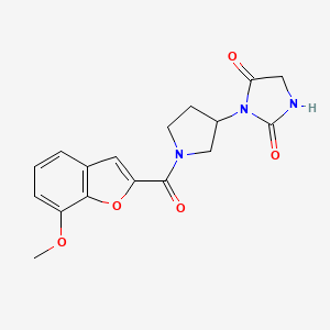 molecular formula C17H17N3O5 B2420090 3-(1-(7-Methoxybenzofuran-2-carbonyl)pyrrolidin-3-yl)imidazolidine-2,4-dione CAS No. 2034311-64-1
