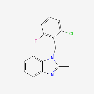 molecular formula C15H12ClFN2 B2420116 1-[(2-chloro-6-fluorophenyl)methyl]-2-methyl-1H-1,3-benzodiazole CAS No. 615279-30-6