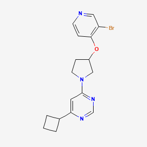 molecular formula C17H19BrN4O B2420392 4-[3-(3-Bromopyridin-4-yl)oxypyrrolidin-1-yl]-6-cyclobutylpyrimidine CAS No. 2380099-67-0