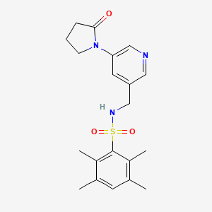 molecular formula C20H25N3O3S B2421052 2,3,5,6-tetramethyl-N-{[5-(2-oxopyrrolidin-1-yl)pyridin-3-yl]methyl}benzene-1-sulfonamide CAS No. 2097867-04-2