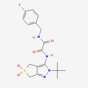 molecular formula C18H21FN4O4S B2421897 N1-(2-(tert-butyl)-5,5-dioxido-4,6-dihydro-2H-thieno[3,4-c]pyrazol-3-yl)-N2-(4-fluorobenzyl)oxalamide CAS No. 899944-98-0