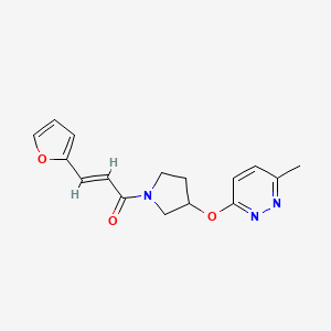 molecular formula C16H17N3O3 B2422409 (E)-3-(furan-2-yl)-1-(3-((6-methylpyridazin-3-yl)oxy)pyrrolidin-1-yl)prop-2-en-1-one CAS No. 2035019-45-3