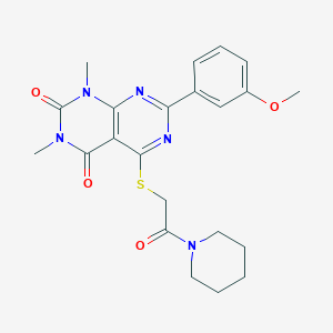 molecular formula C22H25N5O4S B2422908 7-(3-Methoxyphenyl)-1,3-dimethyl-5-((2-oxo-2-(piperidin-1-yl)ethyl)thio)pyrimido[4,5-d]pyrimidin-2,4(1H,3H)-dion CAS No. 893919-16-9