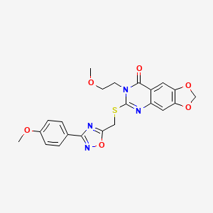 molecular formula C22H20N4O6S B2423228 8-oxo-7-(2-metoxietil)-6-({[3-(4-metoxifenil)-1,2,4-oxadiazol-5-il]metil}sulfanil)-2H,7H,8H-[1,3]dioxolo[4,5-g]quinazolina CAS No. 1111974-58-3