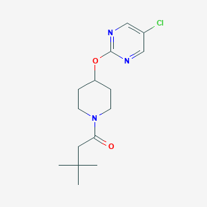 molecular formula C15H22ClN3O2 B2423755 1-[4-(5-Chloropyrimidin-2-yl)oxypiperidin-1-yl]-3,3-dimethylbutan-1-one CAS No. 2415464-76-3