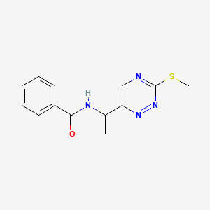 molecular formula C13H14N4OS B2425244 N-{1-[3-(methylthio)-1,2,4-triazin-6-yl]ethyl}benzamide CAS No. 1097639-62-7