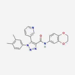 molecular formula C24H21N5O3 B2426319 N-{2-[1-(4-methylbenzoyl)piperidin-4-yl]ethyl}-2-(trifluoromethyl)benzamide CAS No. 1251601-27-0