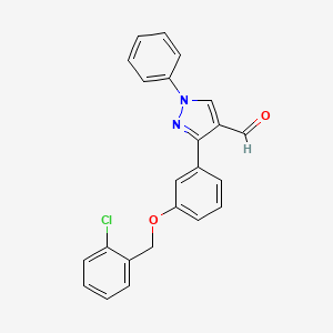 molecular formula C23H17ClN2O2 B2426424 3-{3-[(2-Chlorophenyl)methoxy]phenyl}-1-phenylpyrazole-4-carbaldehyde CAS No. 1234692-31-9