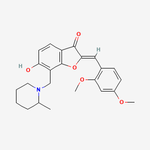 (Z)-2-(2,4-dimethoxybenzylidene)-6-hydroxy-7-((2-methylpiperidin-1-yl)methyl)benzofuran-3(2H)-one