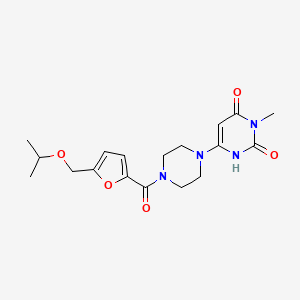 molecular formula C18H24N4O5 B2427185 6-(4-(5-(isopropoxymethyl)furan-2-carbonyl)piperazin-1-yl)-3-methylpyrimidine-2,4(1H,3H)-dione CAS No. 2320575-79-7