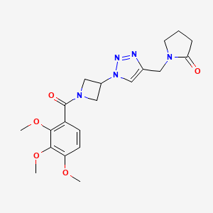 B2427637 1-((1-(1-(2,3,4-trimethoxybenzoyl)azetidin-3-yl)-1H-1,2,3-triazol-4-yl)methyl)pyrrolidin-2-one CAS No. 2034269-41-3