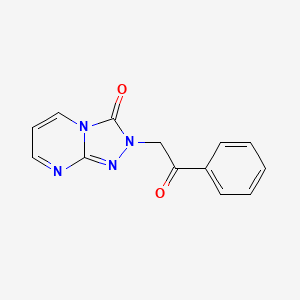 molecular formula C13H10N4O2 B2429023 2-(2-オキソ-2-フェニルエチル)-[1,2,4]トリアゾロ[4,3-a]ピリミジン-3(2H)-オン CAS No. 1331241-04-3