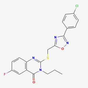 molecular formula C20H16ClFN4O2S B2429060 2-(((3-(4-clorofenil)-1,2,4-oxadiazol-5-il)metil)tio)-6-fluoro-3-propilquinazolin-4(3H)-ona CAS No. 2309626-08-0