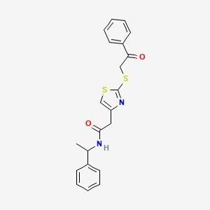 molecular formula C21H20N2O2S2 B2429076 2-(2-((2-氧代-2-苯乙基)硫)噻唑-4-基)-N-(1-苯乙基)乙酰胺 CAS No. 946277-49-2