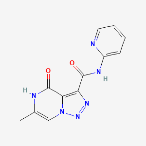 molecular formula C12H10N6O2 B2429145 6-メチル-4-オキソ-N-ピリジン-2-イル-4,5-ジヒドロ[1,2,3]トリアゾロ[1,5-a]ピラジン-3-カルボキサミド CAS No. 1795299-88-5