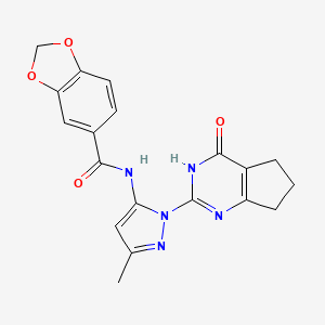 molecular formula C19H17N5O4 B2429183 N-(3-methyl-1-(4-oxo-4,5,6,7-tetrahydro-3H-cyclopenta[d]pyrimidin-2-yl)-1H-pyrazol-5-yl)benzo[d][1,3]dioxole-5-carboxamide CAS No. 1003799-58-3