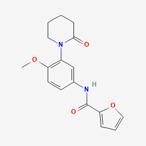 molecular formula C17H18N2O4 B2430075 N-(4-甲氧基-3-(2-氧代哌啶-1-基)苯基)呋喃-2-甲酰胺 CAS No. 941979-82-4