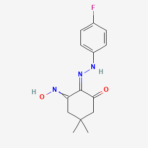 (2Z)-2-[(4-Fluorophenyl)hydrazinylidene]-3-hydroxyimino-5,5-dimethylcyclohexan-1-one