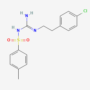 molecular formula C16H18ClN3O2S B2430389 N-(N-(4-chlorophenethyl)carbamimidoyl)-4-methylbenzenesulfonamide CAS No. 869075-32-1