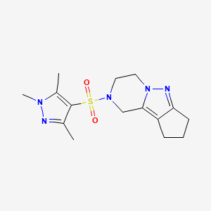 molecular formula C15H21N5O2S B2430397 2-((1,3,5-trimethyl-1H-pyrazol-4-yl)sulfonyl)-2,3,4,7,8,9-hexahydro-1H-cyclopenta[3,4]pyrazolo[1,5-a]pyrazine CAS No. 2034414-38-3