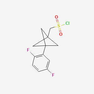 molecular formula C12H11ClF2O2S B2430577 [3-(2,5-Difluorophenyl)-1-bicyclo[1.1.1]pentanyl]methanesulfonyl chloride CAS No. 2287341-68-6