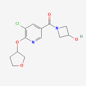 molecular formula C13H15ClN2O4 B2430710 (5-Chloro-6-((tetrahydrofuran-3-yl)oxy)pyridin-3-yl)(3-hydroxyazetidin-1-yl)methanone CAS No. 1904433-29-9
