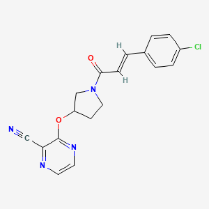 molecular formula C18H15ClN4O2 B2430932 (E)-3-((1-(3-(4-氯苯基)丙烯酰基)吡咯烷-3-基)氧基)吡嗪-2-腈 CAS No. 2034752-46-8