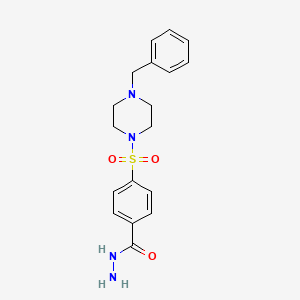 molecular formula C18H22N4O3S B2430933 4-[(4-苄基哌嗪-1-基)磺酰基]苯甲酰肼 CAS No. 483348-24-9