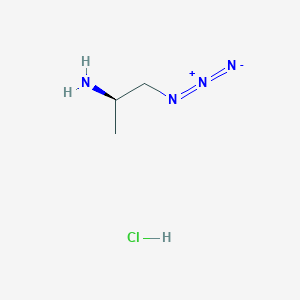 molecular formula C3H9ClN4 B2431007 （2R）-1-叠氮丙烷-2-胺；盐酸盐 CAS No. 1807914-38-0