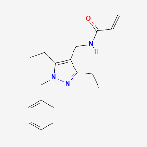 N-[(1-Benzyl-3,5-diethylpyrazol-4-yl)methyl]prop-2-enamide