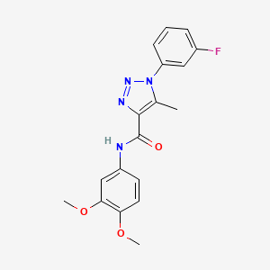 molecular formula C18H17FN4O3 B2431474 N-(3,4-二甲氧基苯基)-1-(3-氟苯基)-5-甲基-1H-1,2,3-三唑-4-甲酰胺 CAS No. 895644-13-0