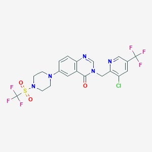 3-{[3-Chloro-5-(trifluoromethyl)pyridin-2-yl]methyl}-6-(4-trifluoromethanesulfonylpiperazin-1-yl)-3,4-dihydroquinazolin-4-one