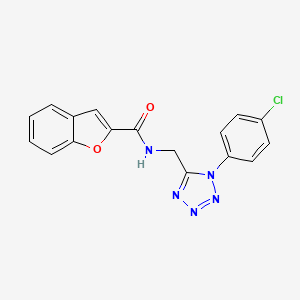 molecular formula C17H12ClN5O2 B2432345 N-((1-(4-氯苯基)-1H-四唑-5-基)甲基)苯并呋喃-2-甲酰胺 CAS No. 897623-25-5