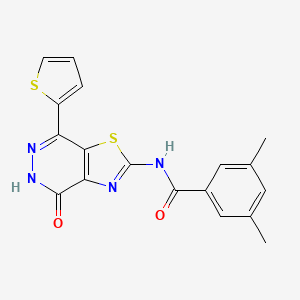 molecular formula C18H14N4O2S2 B2432629 3,5-二甲基-N-(4-氧代-7-(噻吩-2-基)-4,5-二氢噻唑并[4,5-d]嘧啶-2-基)苯甲酰胺 CAS No. 1170403-05-0