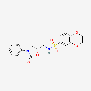molecular formula C18H18N2O6S B2432771 N-((2-oxo-3-phenyloxazolidin-5-yl)methyl)-2,3-dihydrobenzo[b][1,4]dioxine-6-sulfonamide CAS No. 954632-59-8