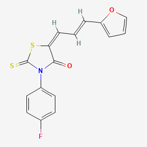 (E)-3-(4-fluorophenyl)-5-((E)-3-(furan-2-yl)allylidene)-2-thioxothiazolidin-4-one