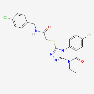 molecular formula C21H19Cl2N5O2S B2434972 7-クロロ-5-オキソ-4-プロピル-[1,2,4]トリアゾロ[4,3-a]キナゾリン-1-イルスルファニル]-N-[(4-クロロフェニル)メチル]アセトアミド CAS No. 1111003-43-0