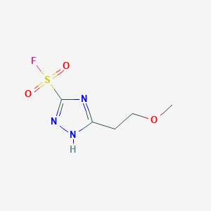 molecular formula C5H8FN3O3S B2435143 5-(2-methoxyethyl)-1H-1,2,4-triazole-3-sulfonyl fluoride CAS No. 2137900-63-9