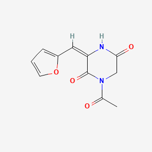 molecular formula C11H10N2O4 B2435697 1-Acetyl-3-(2-furylmethylene)tetrahydro-2,5-pyrazinedione CAS No. 155527-38-1