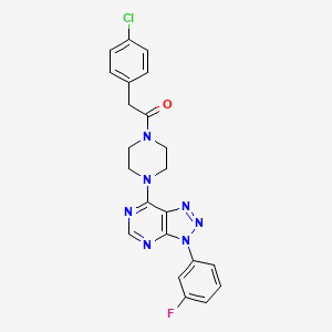 molecular formula C22H19ClFN7O B2436313 2-(4-氯苯基)-1-(4-(3-(3-氟苯基)-3H-[1,2,3]三唑并[4,5-d]嘧啶-7-基)哌嗪-1-基)乙酮 CAS No. 920388-43-8