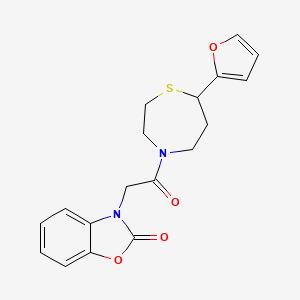 molecular formula C18H18N2O4S B2436545 3-(2-(7-(呋喃-2-基)-1,4-噻氮杂环-4-基)-2-氧代乙基)苯并[d]恶唑-2(3H)-酮 CAS No. 1705871-48-2