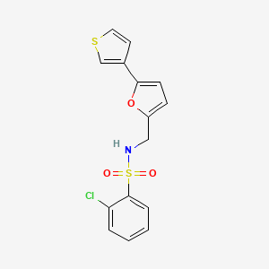 molecular formula C15H12ClNO3S2 B2436657 2-chloro-N-((5-(thiophène-3-yl)furanne-2-yl)méthyl)benzènesulfonamide CAS No. 2034440-04-3