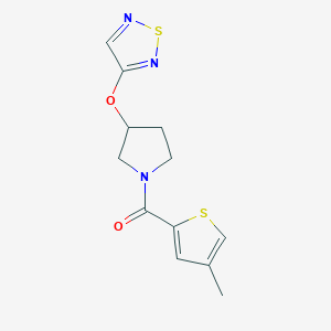 molecular formula C12H13N3O2S2 B2436876 （3-((1,2,5-噻二唑-3-基)氧基)吡咯烷-1-基)(4-甲硫代苯-2-基)甲酮 CAS No. 2189435-01-4