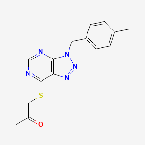 molecular formula C15H15N5OS B2438155 1-((3-(4-甲基苄基)-3H-[1,2,3]三唑并[4,5-d]嘧啶-7-基)硫代)丙-2-酮 CAS No. 896678-24-3