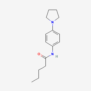molecular formula C15H22N2O B2438227 N-[4-(1-吡咯烷基)苯基]戊酰胺 CAS No. 251097-31-1