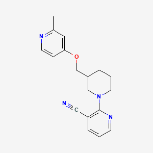 B2439272 2-[3-[(2-Methylpyridin-4-yl)oxymethyl]piperidin-1-yl]pyridine-3-carbonitrile CAS No. 2379988-19-7