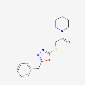 molecular formula C17H21N3O2S B2439505 2-((5-Benzyl-1,3,4-oxadiazol-2-yl)thio)-1-(4-methylpiperidin-1-yl)ethanone CAS No. 851129-44-7