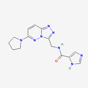 molecular formula C14H16N8O B2439993 N-((6-(pyrrolidin-1-yl)-[1,2,4]triazolo[4,3-b]pyridazin-3-yl)methyl)-1H-imidazole-5-carboxamide CAS No. 2034275-94-8