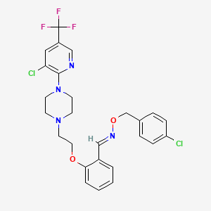 molecular formula C26H25Cl2F3N4O2 B2439996 2-(2-{4-[3-氯-5-(三氟甲基)-2-吡啶基]哌嗪基}乙氧基)苯甲醛 O-(4-氯苄基)肟 CAS No. 338409-03-3